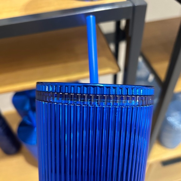 Starbucks Blue Pleated Chrome Cup Anodized Metallic Tumbler Venti 24oz New 2024 - Picture 15 of 17